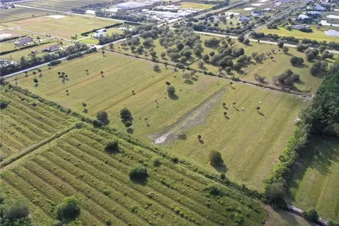 495 66th Avenue SW Vero Beach FL 32968