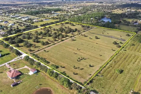 495 66th Avenue SW Vero Beach FL 32968
