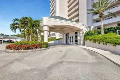 5051 N Highway A1a Boulevard Hutchinson Island FL 34949