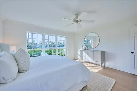 300 Harbour Drive Vero Beach FL 32963
