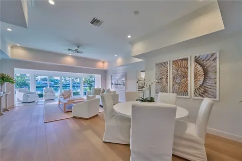 300 Harbour Drive Vero Beach FL 32963