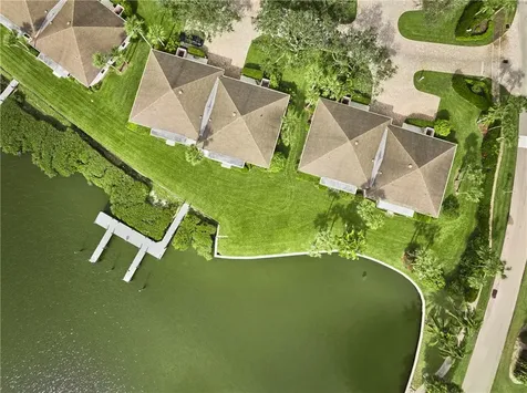 300 Harbour Drive Vero Beach FL 32963