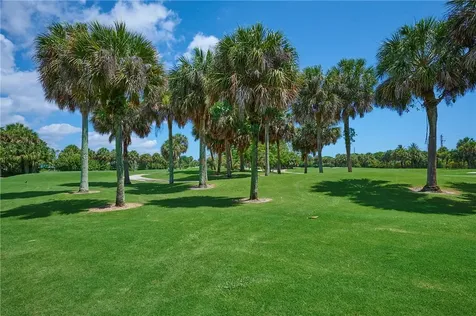 300 Harbour Drive Vero Beach FL 32963