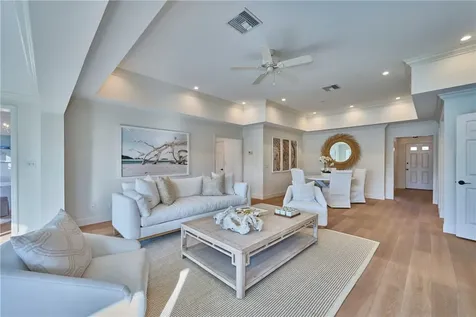 300 Harbour Drive Vero Beach FL 32963
