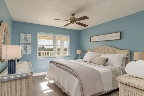 8880 N Sea Oaks Way Vero Beach FL 32963