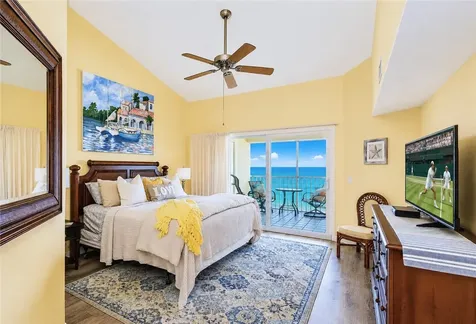 8880 N Sea Oaks Way Vero Beach FL 32963