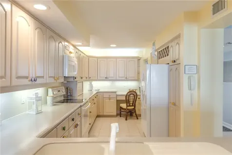 8880 N Sea Oaks Way Vero Beach FL 32963