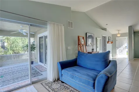 459 High Hawk Circle Vero Beach FL 32962