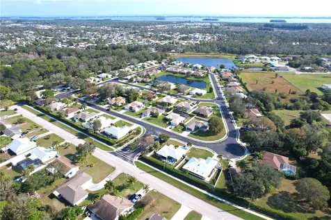 459 High Hawk Circle Vero Beach FL 32962