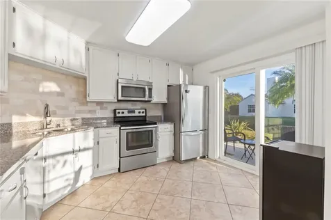 1907 Aynsley Way Vero Beach FL 32966