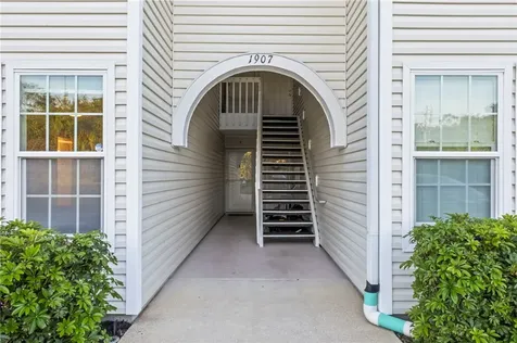 1907 Aynsley Way Vero Beach FL 32966