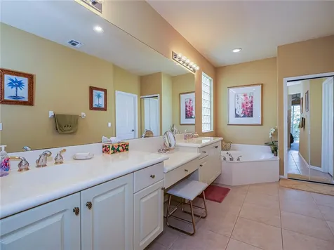 2135 S Maiden Lane Vero Beach FL 32963
