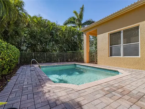 2135 S Maiden Lane Vero Beach FL 32963