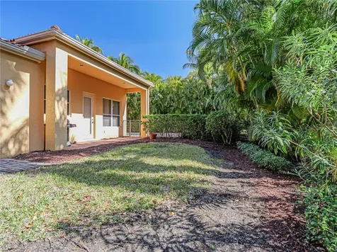 2135 S Maiden Lane Vero Beach FL 32963