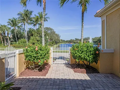 2135 S Maiden Lane Vero Beach FL 32963