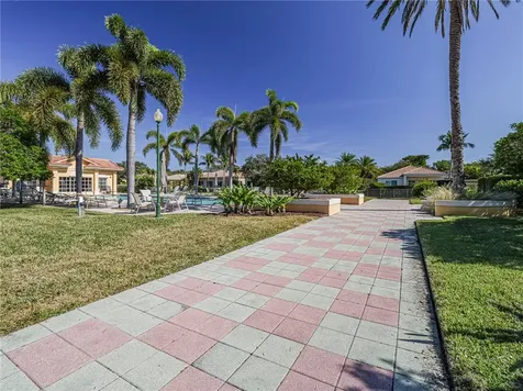 2135 S Maiden Lane Vero Beach FL 32963