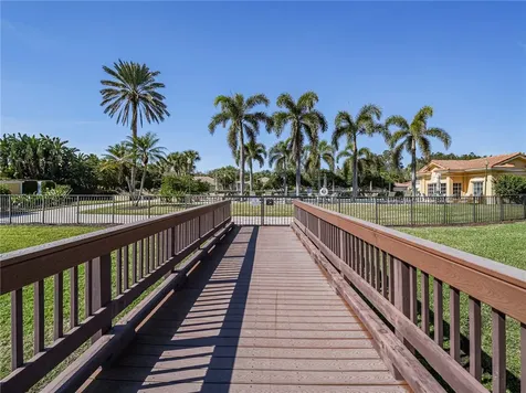 2135 S Maiden Lane Vero Beach FL 32963