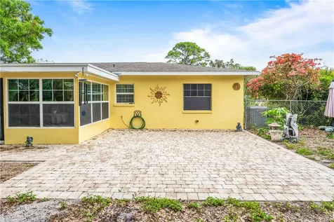 2361 Bonita Avenue Vero Beach FL 32960