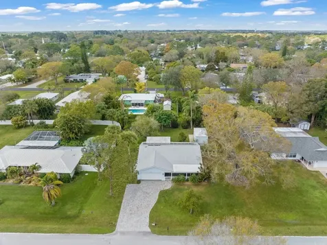 1345 34th Avenue Vero Beach FL 32960