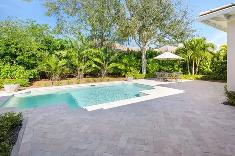 260 Palm Island Lane Vero Beach FL 32963