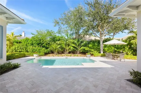 260 Palm Island Lane Vero Beach FL 32963