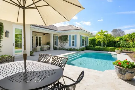 260 Palm Island Lane Vero Beach FL 32963