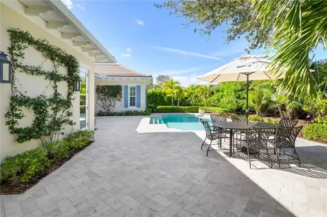 260 Palm Island Lane Vero Beach FL 32963