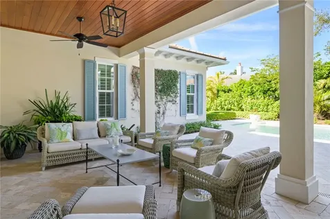 260 Palm Island Lane Vero Beach FL 32963