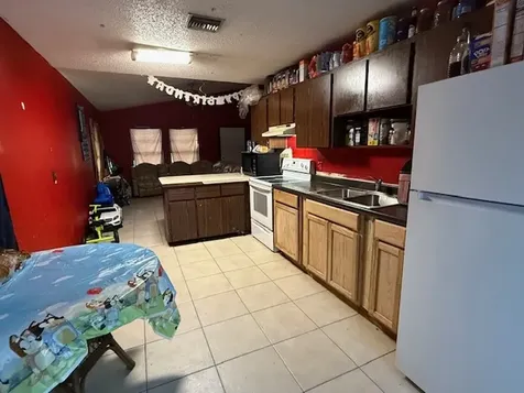 76 48th Avenue Vero Beach FL 32968
