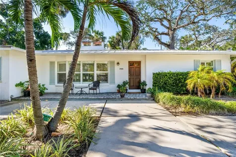 3905 Mockingbird Drive Vero Beach FL 32963