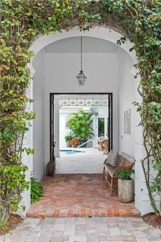 805 Pembroke Court Vero Beach FL 32963