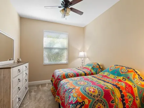 223 11th Square SW Vero Beach FL 32962