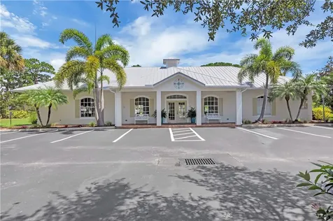 223 11th Square SW Vero Beach FL 32962