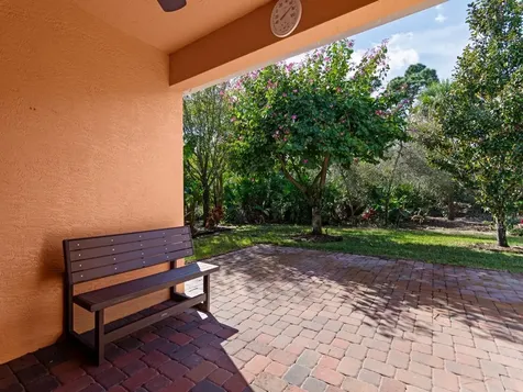 223 11th Square SW Vero Beach FL 32962