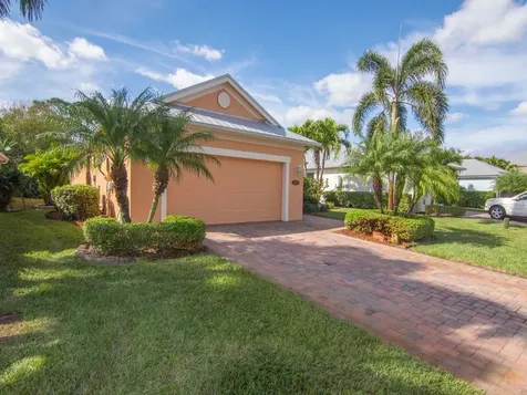 223 11th Square SW Vero Beach FL 32962