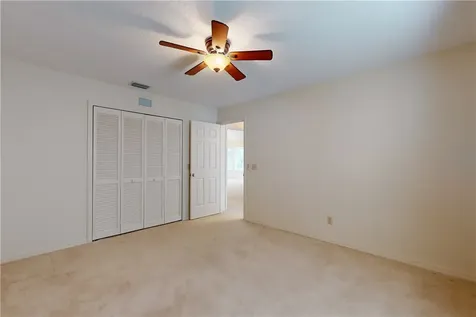 121 40th Court Vero Beach FL 32968