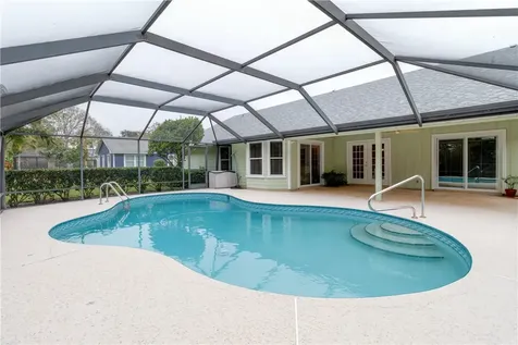 121 40th Court Vero Beach FL 32968