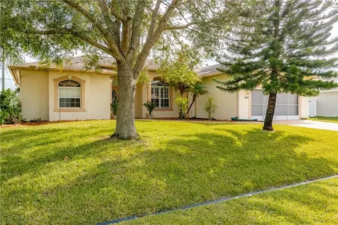 1849 SW Davis Street Port St. Lucie FL 34953