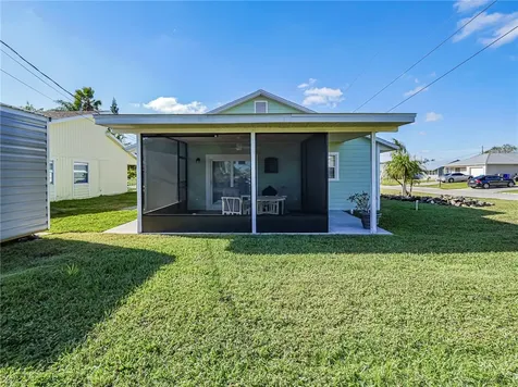 1600 3rd Court SW Vero Beach FL 32962