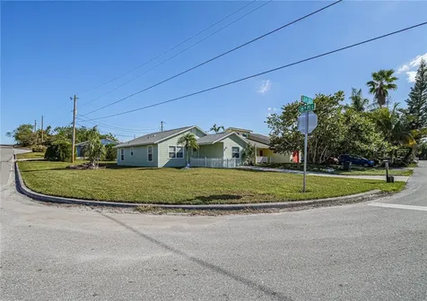 1600 3rd Court SW Vero Beach FL 32962