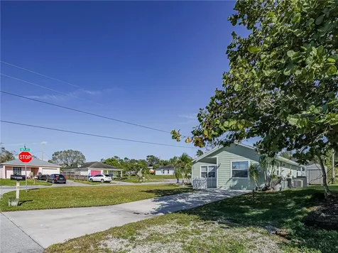 1600 3rd Court SW Vero Beach FL 32962