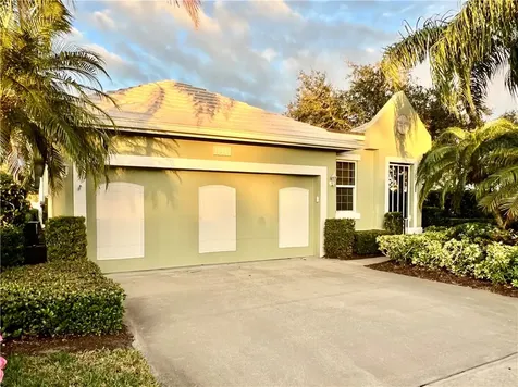 1310 Saint Catherines Circle Vero Beach FL 32967