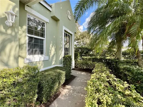 1310 Saint Catherines Circle Vero Beach FL 32967