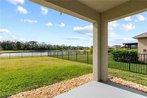 3281 Roxbury Place SW Vero Beach FL 32968