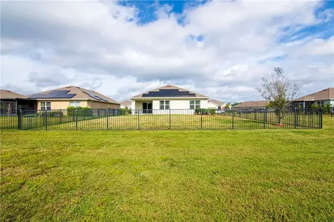 3281 Roxbury Place SW Vero Beach FL 32968