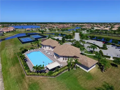 3281 Roxbury Place SW Vero Beach FL 32968