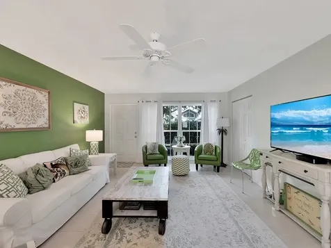 900 Jasmine Lane Vero Beach FL 32963