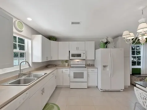 900 Jasmine Lane Vero Beach FL 32963