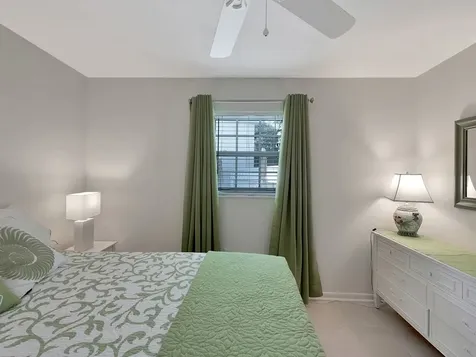 900 Jasmine Lane Vero Beach FL 32963