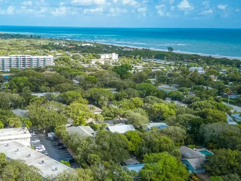 900 Jasmine Lane Vero Beach FL 32963